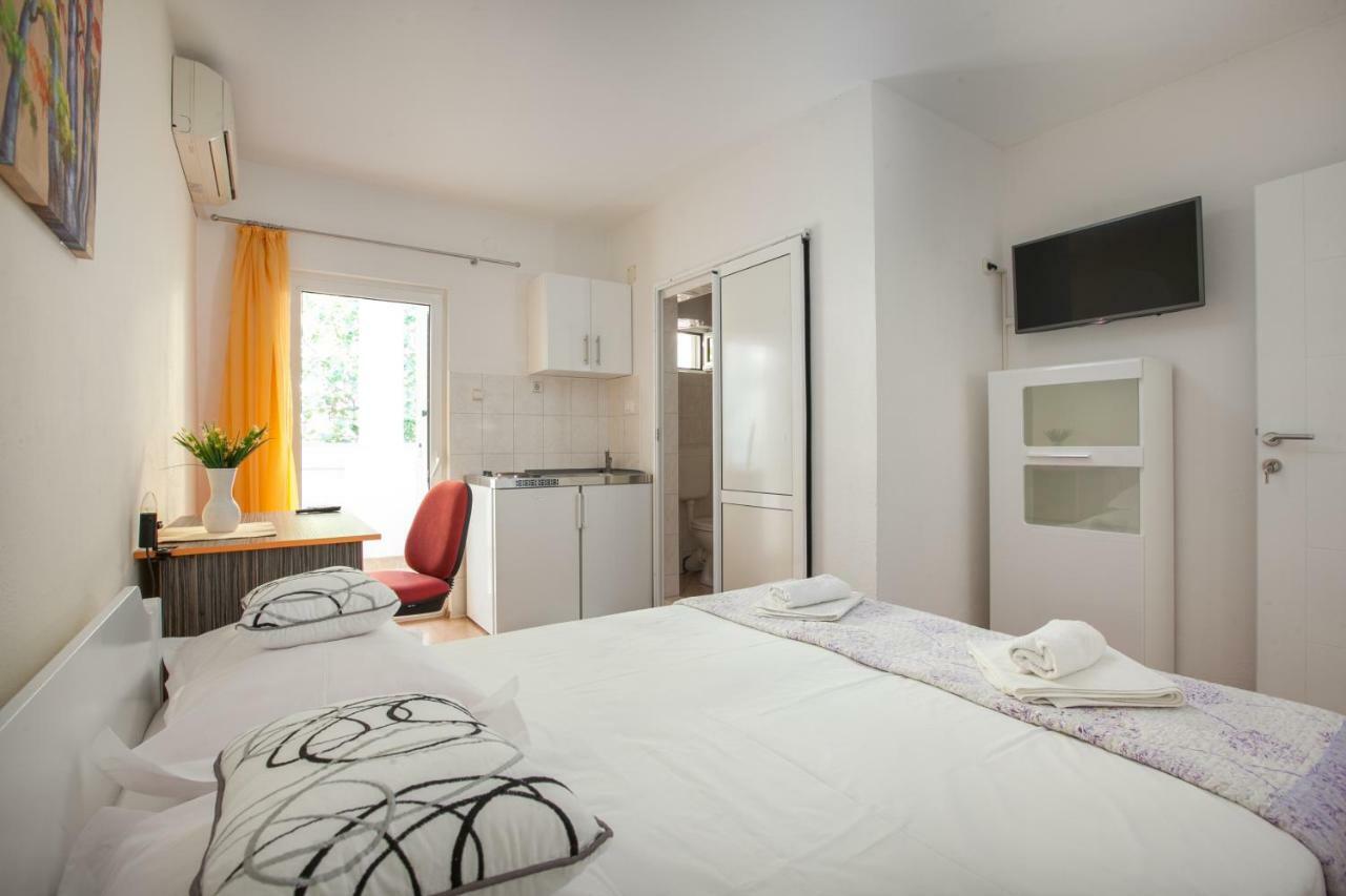 Apartments Klara Makarska Exterior foto